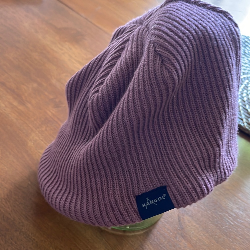 Kongal knit hat - fun mauve/rose color